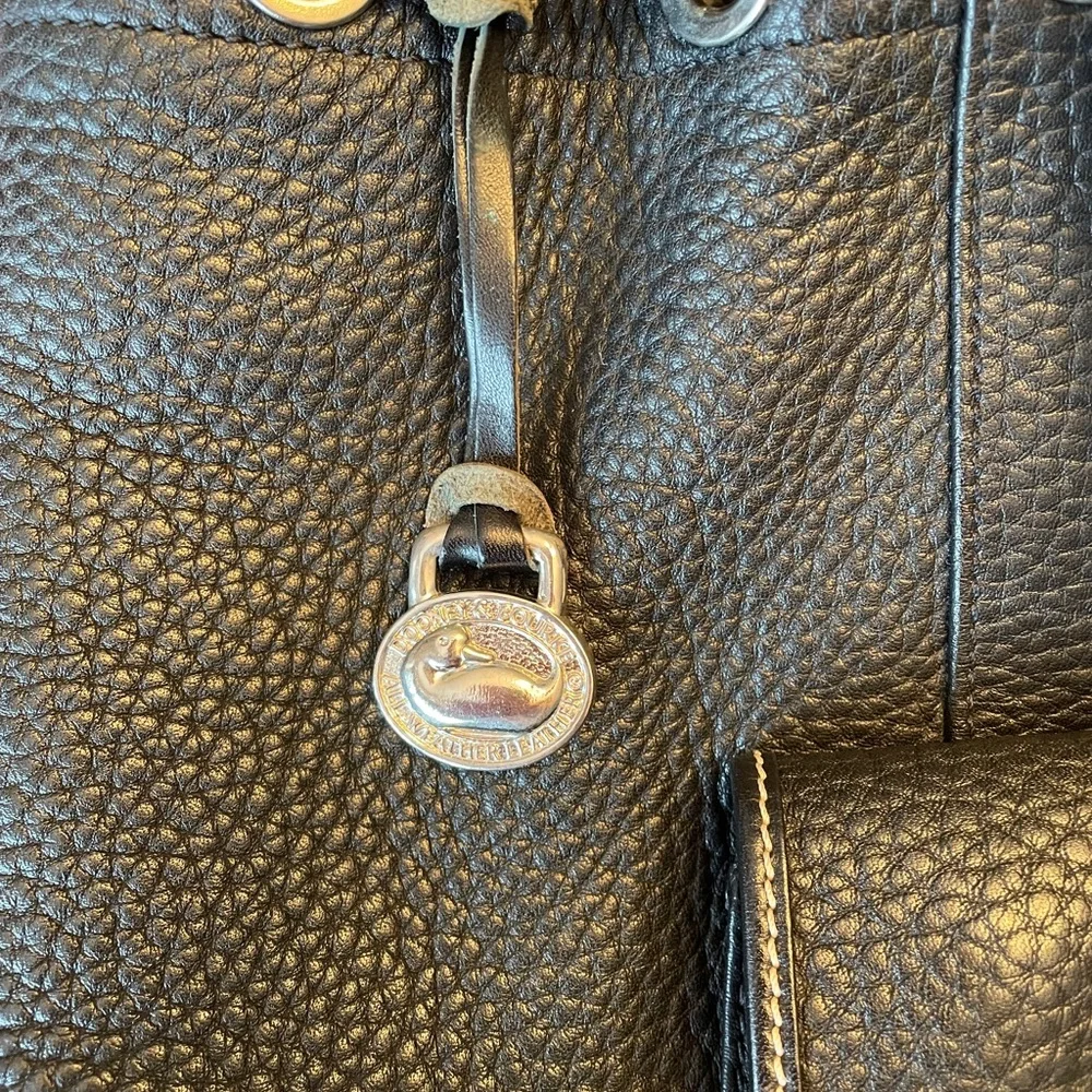 Dooney & Bourke Black Leather Shoulder Bag - Picture 3 of 16